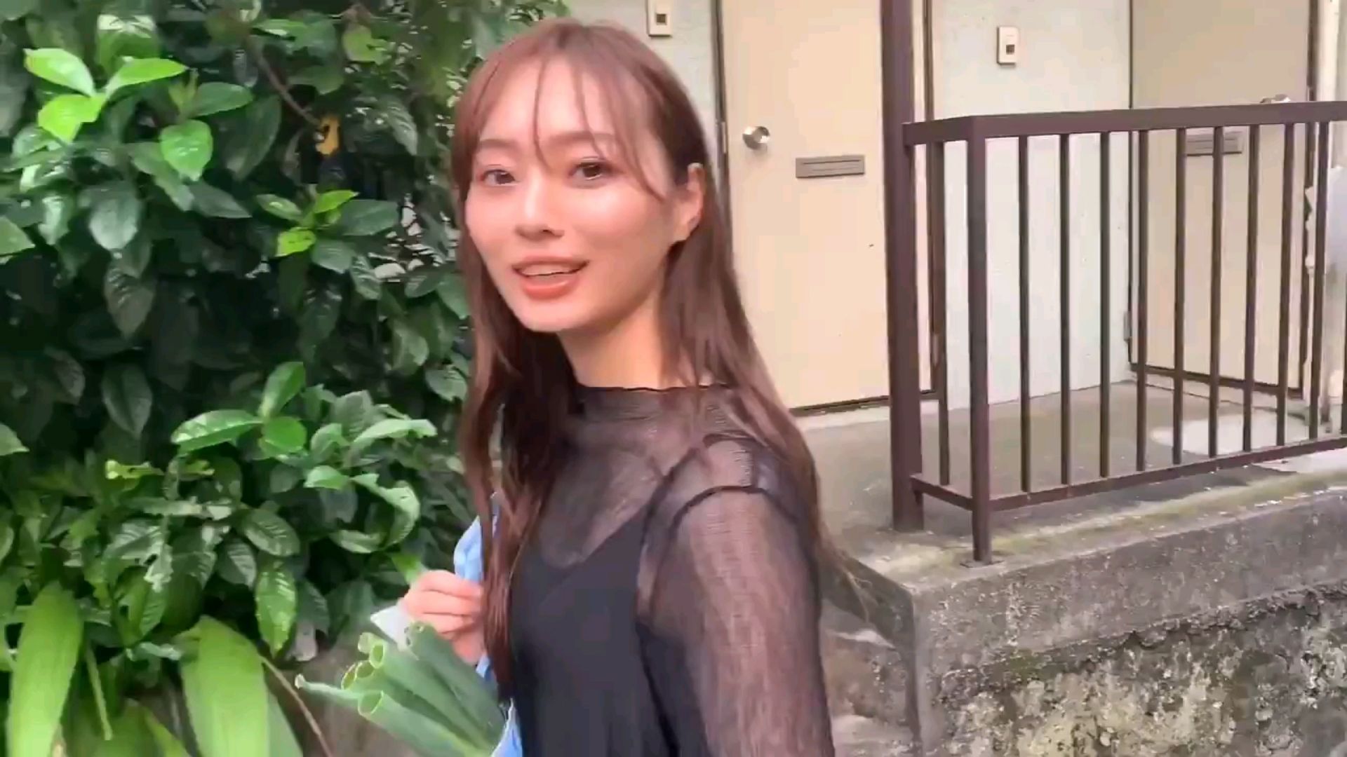 投稿動画サムネイル