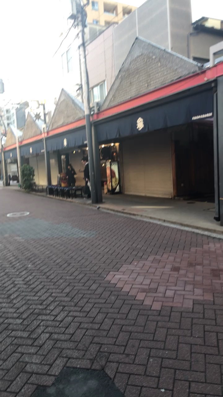 投稿動画サムネイル