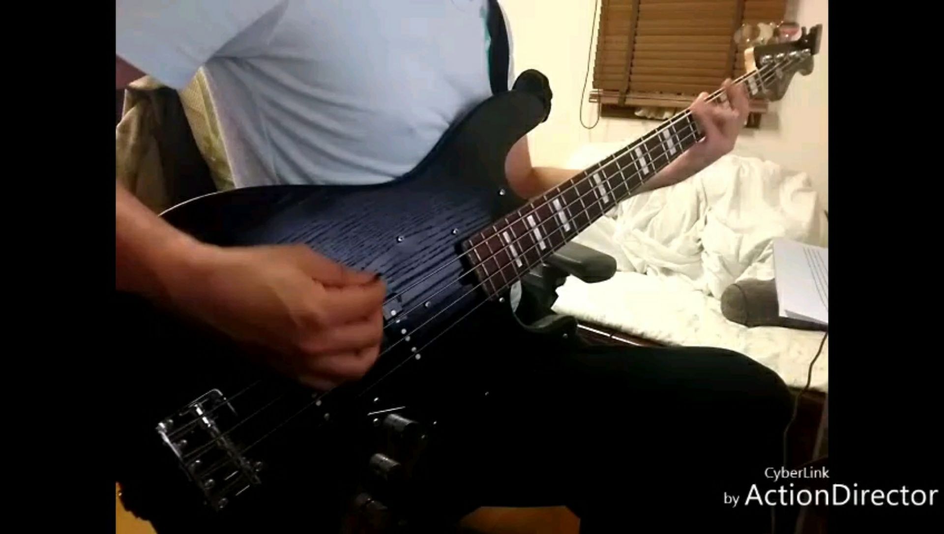 投稿動画サムネイル