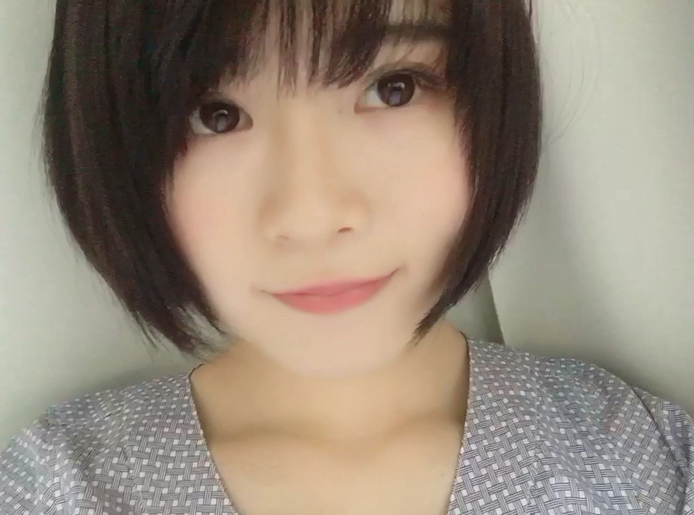 投稿動画サムネイル